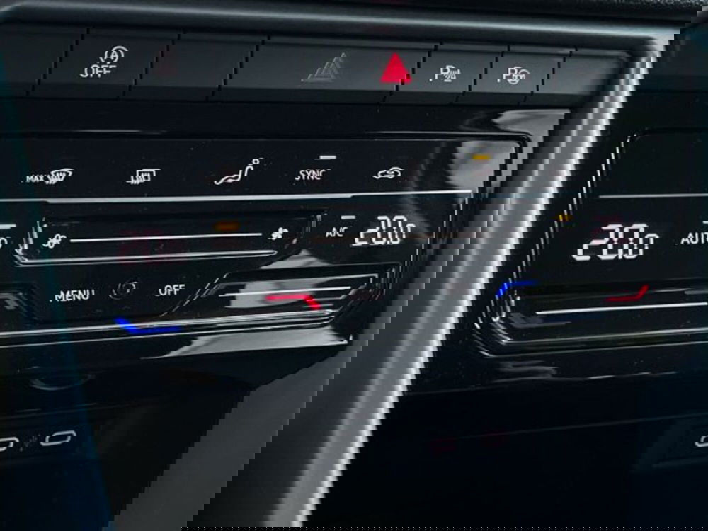 Volkswagen T-Roc usata a Verona (14)