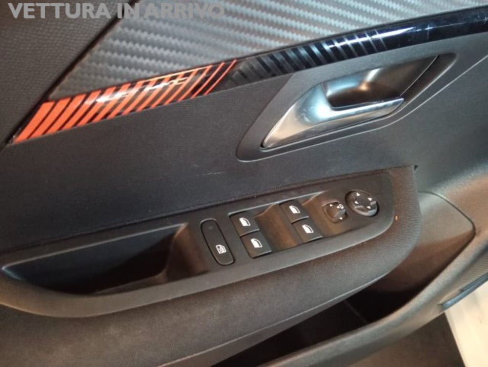 Peugeot 208 usata a Modena (6)