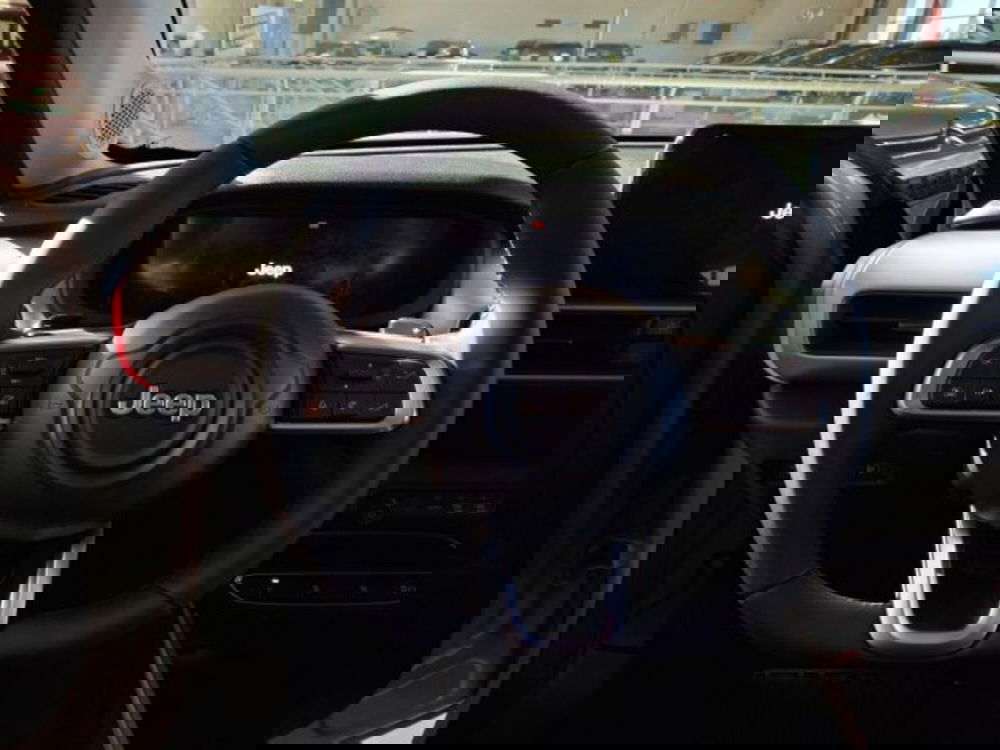 Jeep Avenger nuova a Vicenza (10)