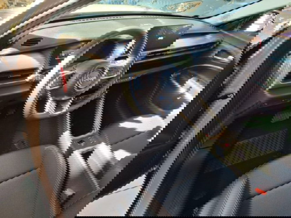 Jeep Avenger nuova a Vicenza (7)