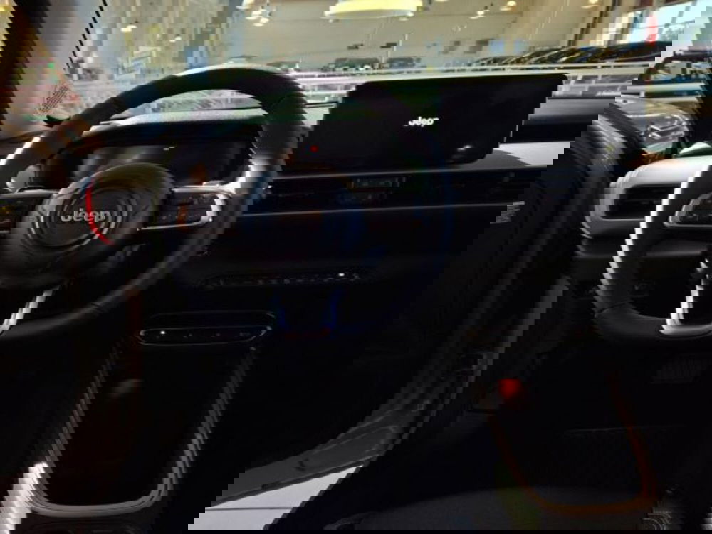 Jeep Avenger nuova a Vicenza (9)