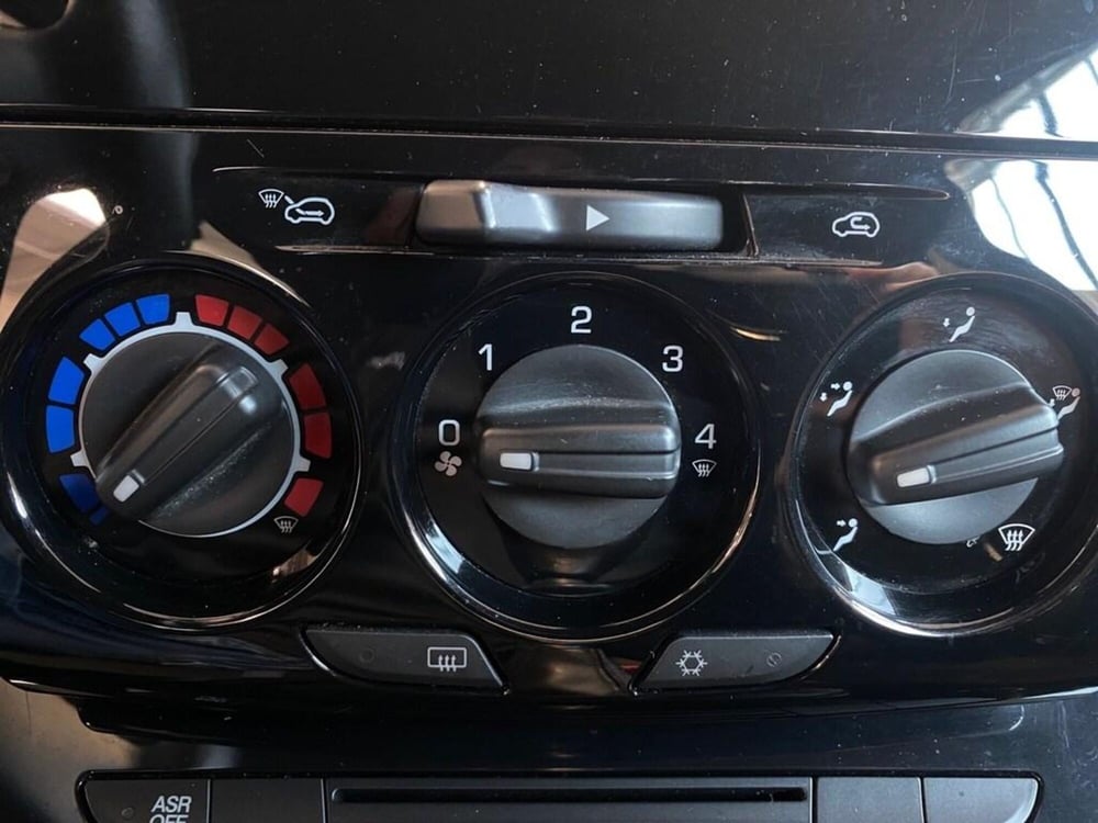 Lancia Ypsilon usata a Torino (10)