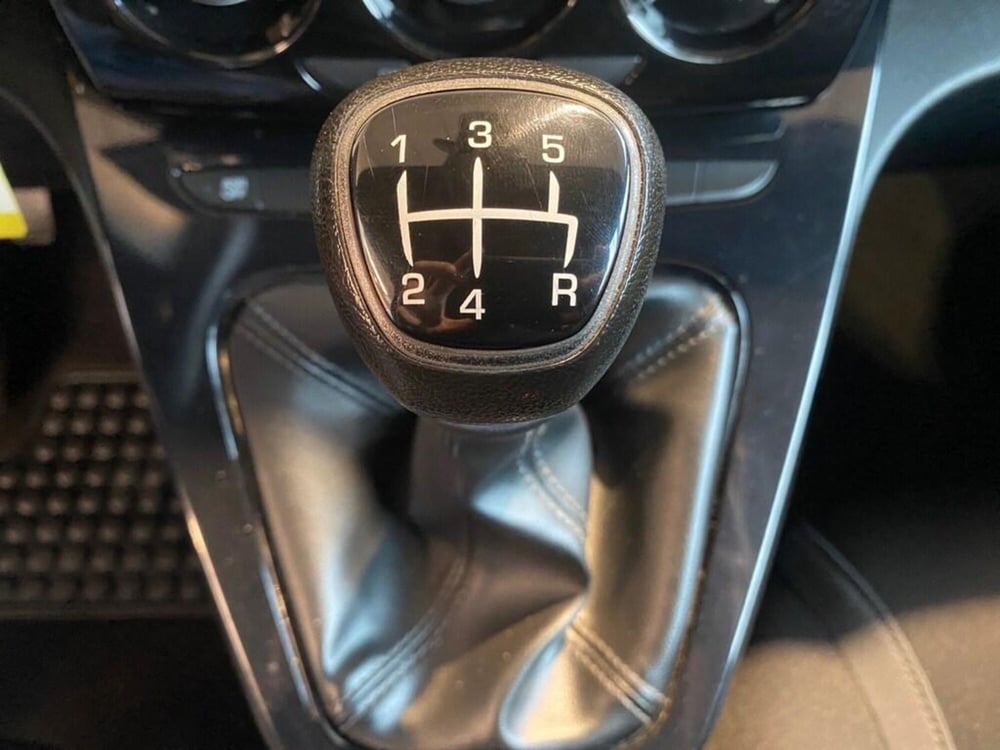 Lancia Ypsilon usata a Torino (11)