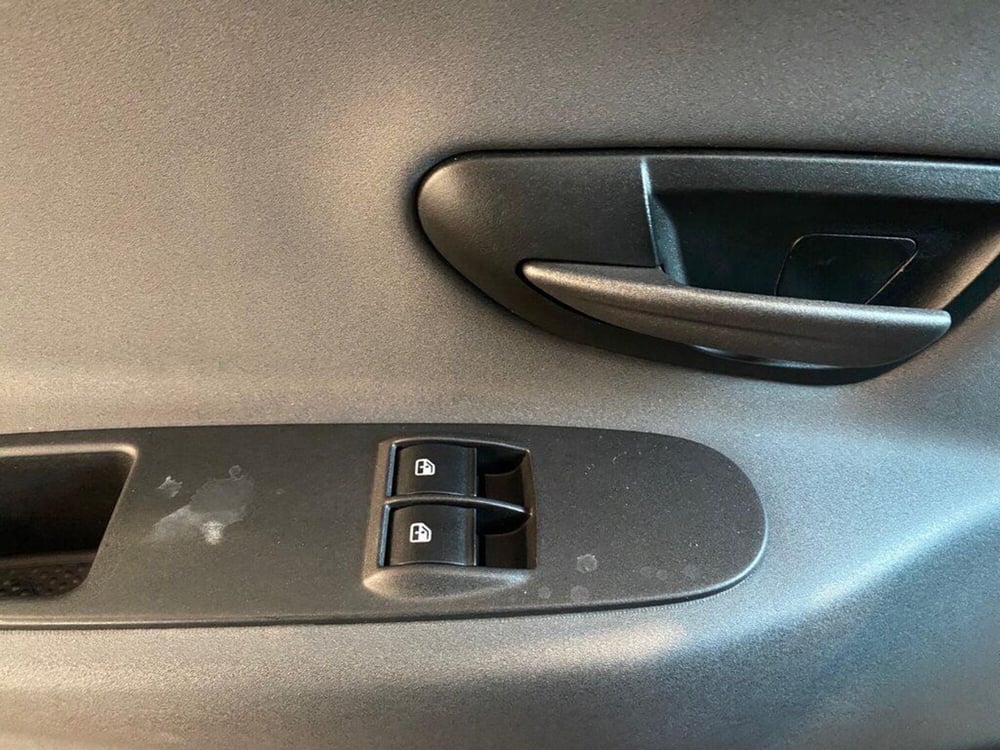 Lancia Ypsilon usata a Torino (13)