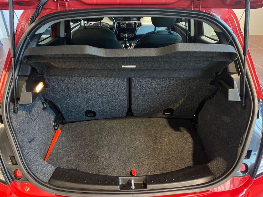 Lancia Ypsilon usata a Torino (8)