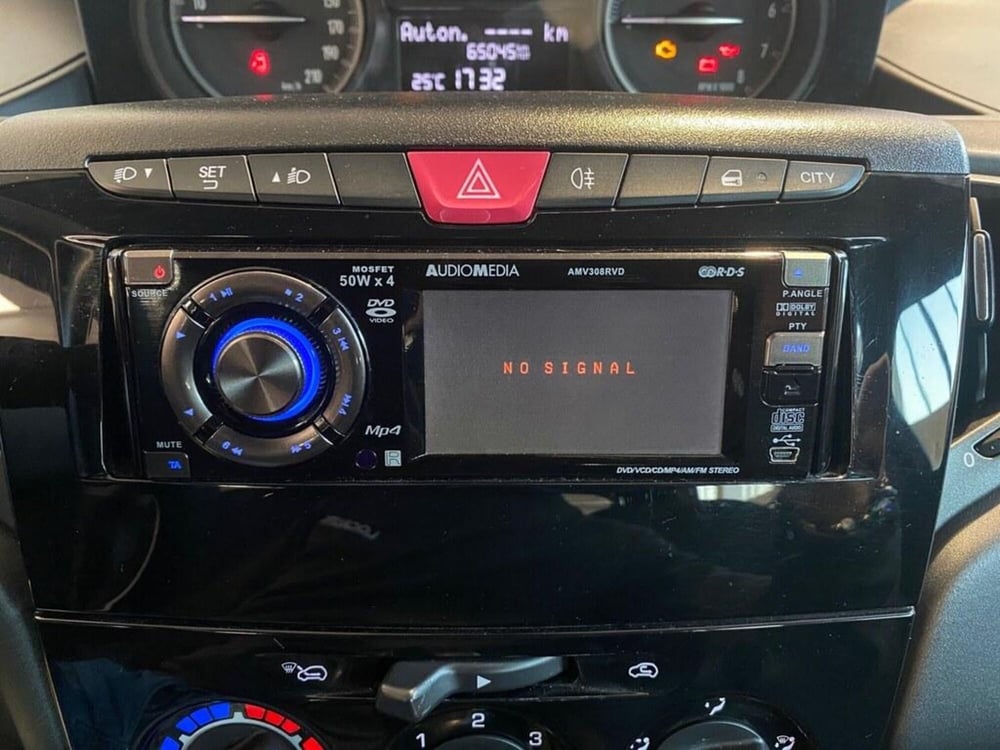 Lancia Ypsilon usata a Torino (9)