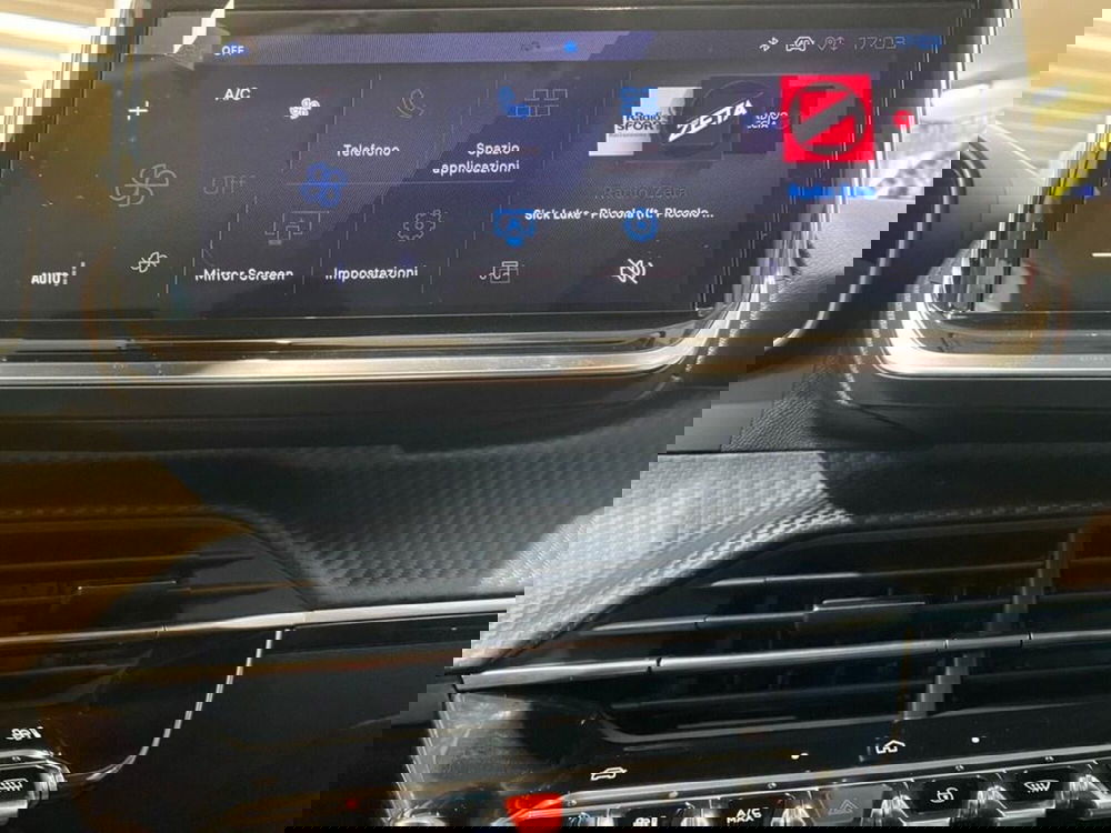 Peugeot 208 nuova a Torino (10)