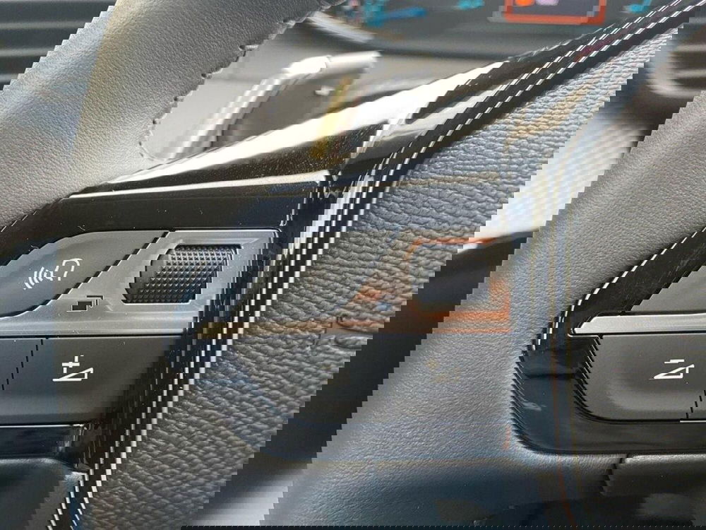 Peugeot 208 nuova a Torino (13)