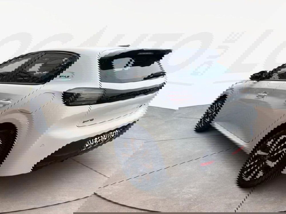 Peugeot 208 nuova a Torino (5)