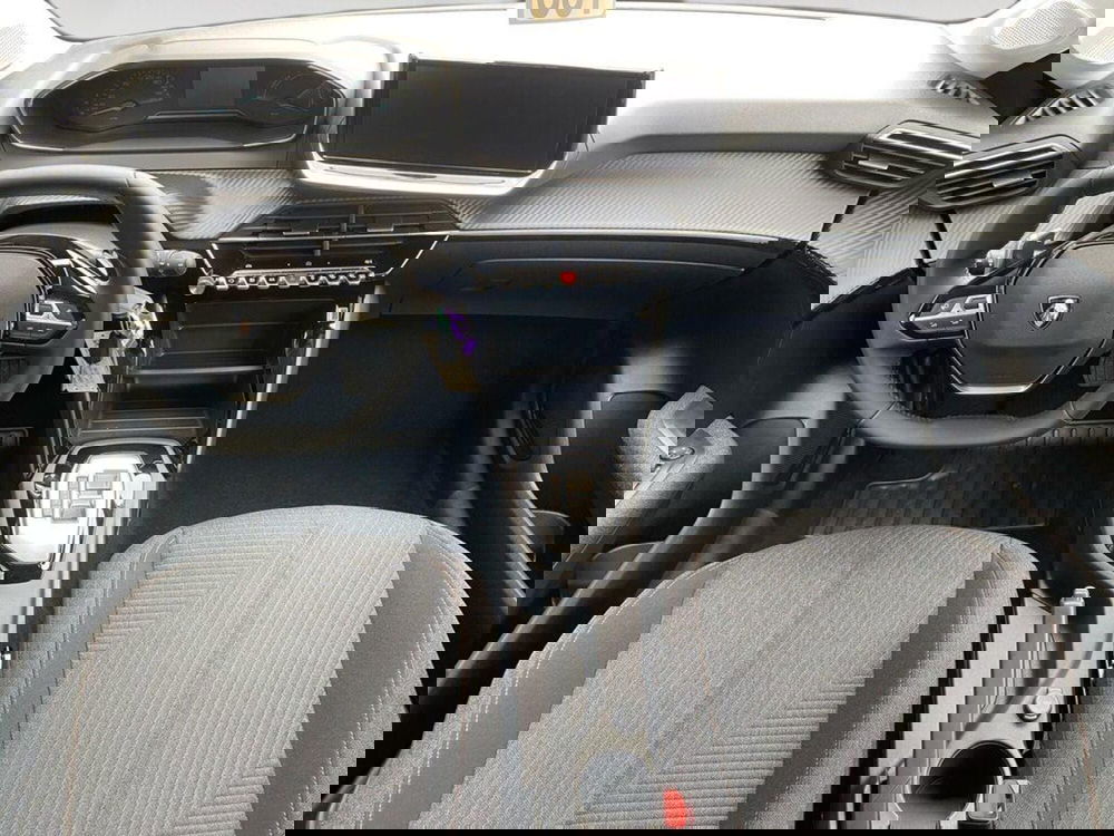 Peugeot 208 nuova a Torino (6)