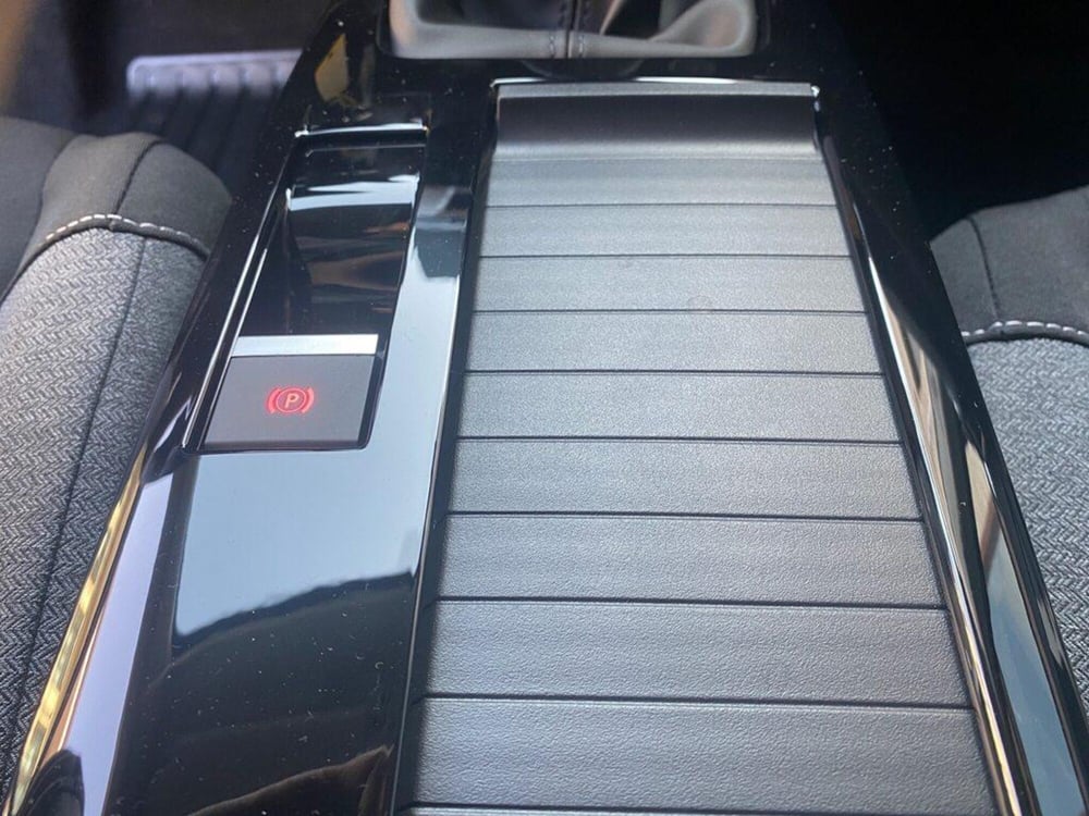 Citroen C4 nuova a Torino (12)