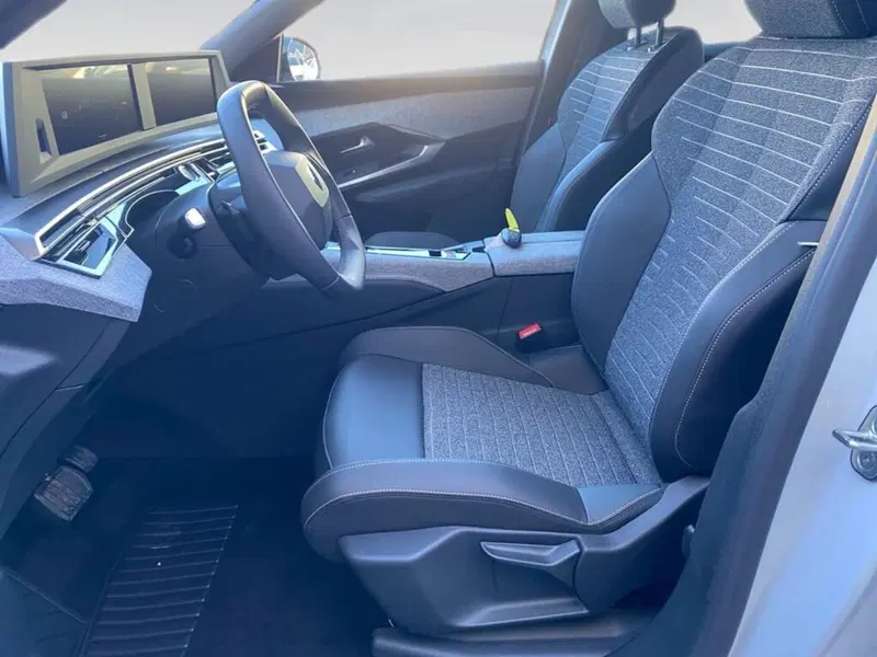Peugeot 3008 nuova a Torino (7)