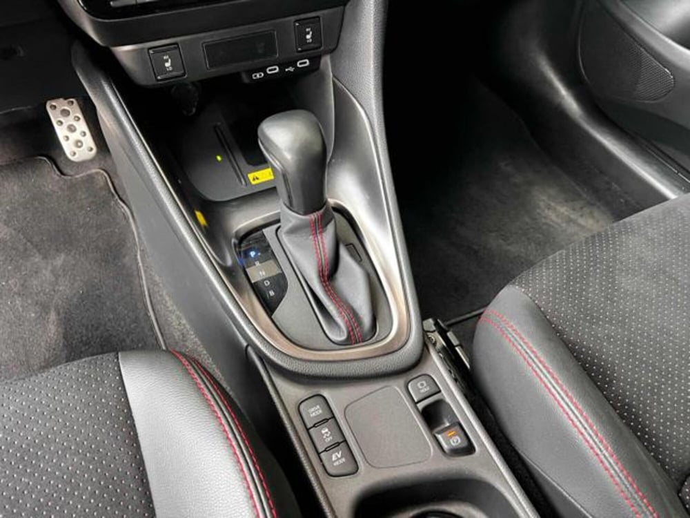 Toyota Yaris Cross usata a Sassari (14)