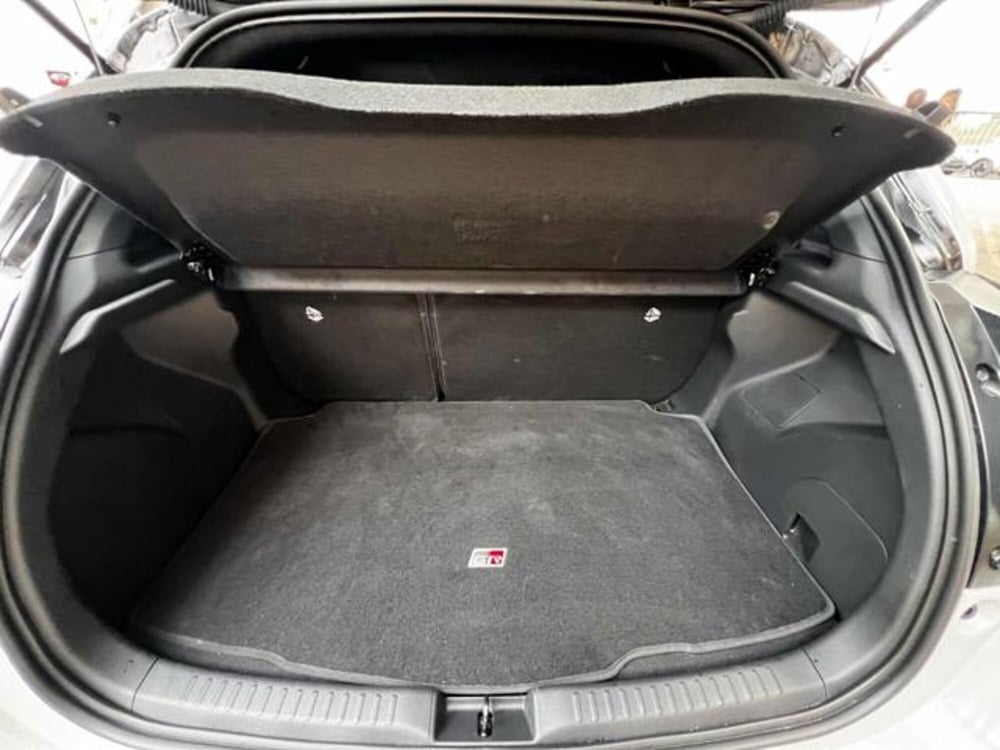 Toyota Yaris Cross usata a Sassari (16)