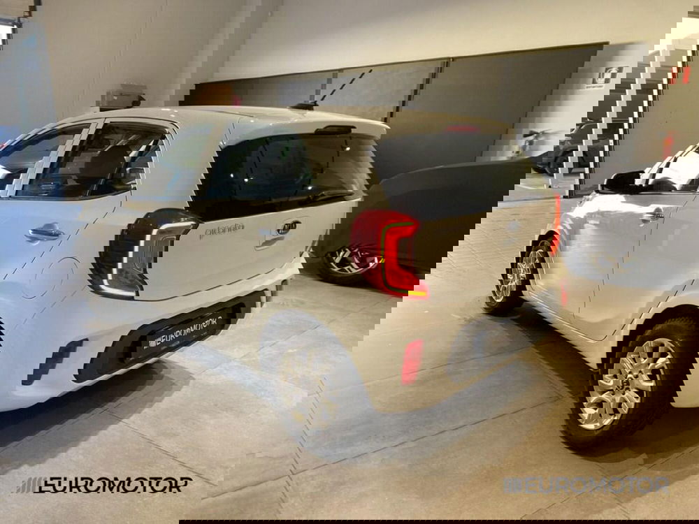 Kia Picanto usata a Bari (10)