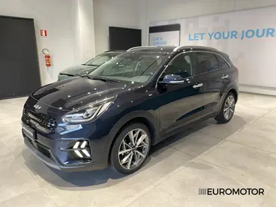 Kia Niro 1.6 GDi DCT HEV Evolution del 2022 usata a Modugno
