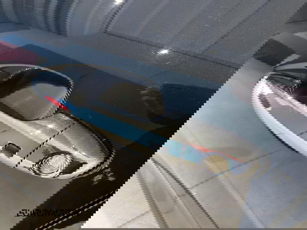 Kia Niro usata a Bari (11)