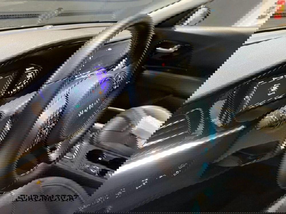Kia Niro usata a Bari (15)