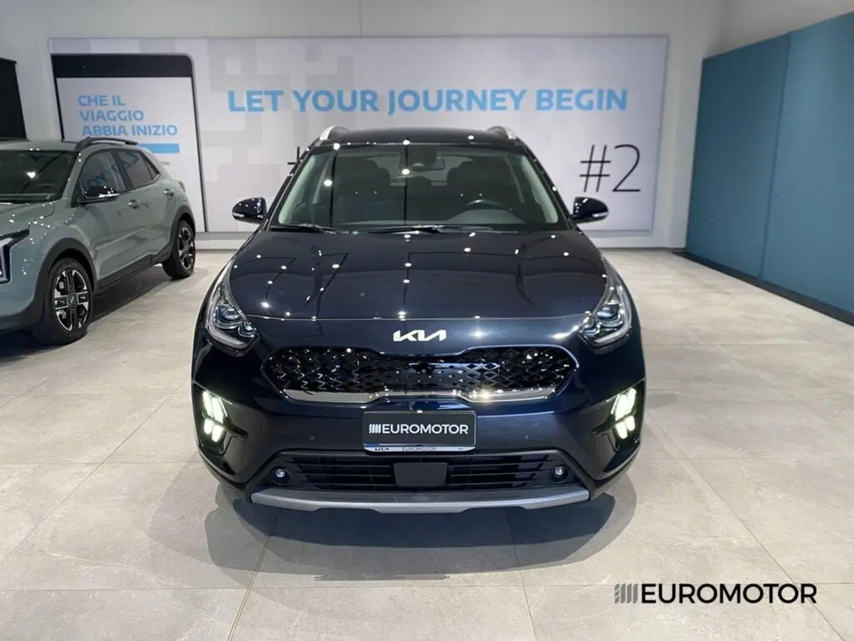 Kia Niro usata a Bari (2)