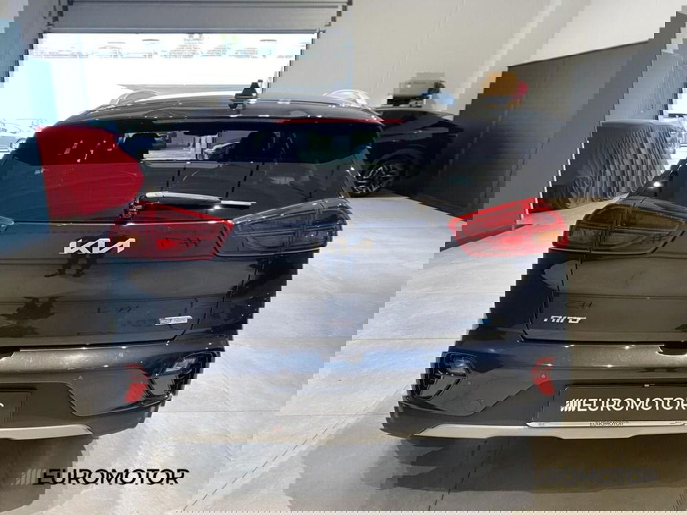 Kia Niro usata a Bari (8)