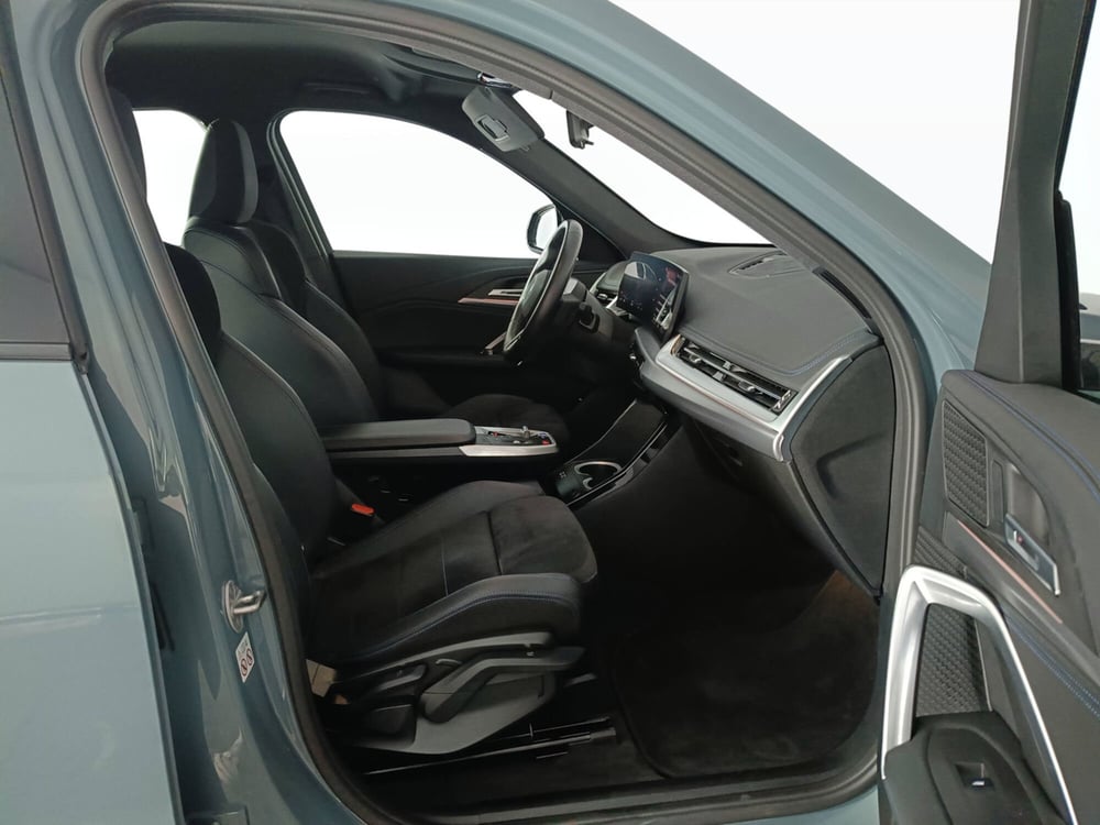 BMW iX1 usata a Ascoli Piceno (11)