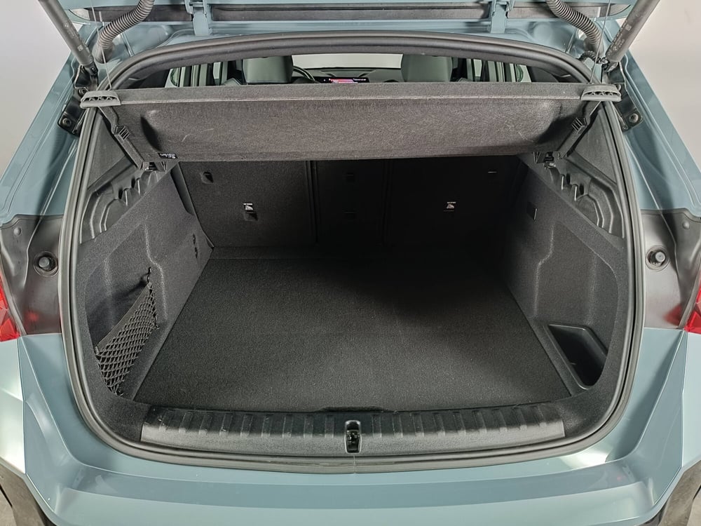 BMW iX1 usata a Ascoli Piceno (14)