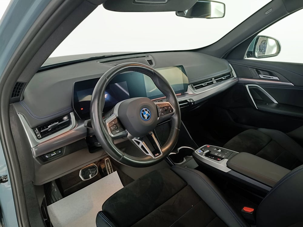 BMW iX1 usata a Ascoli Piceno (7)