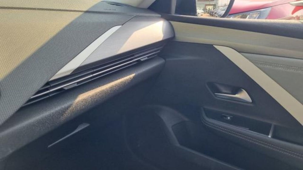 Opel Astra usata a Savona (14)