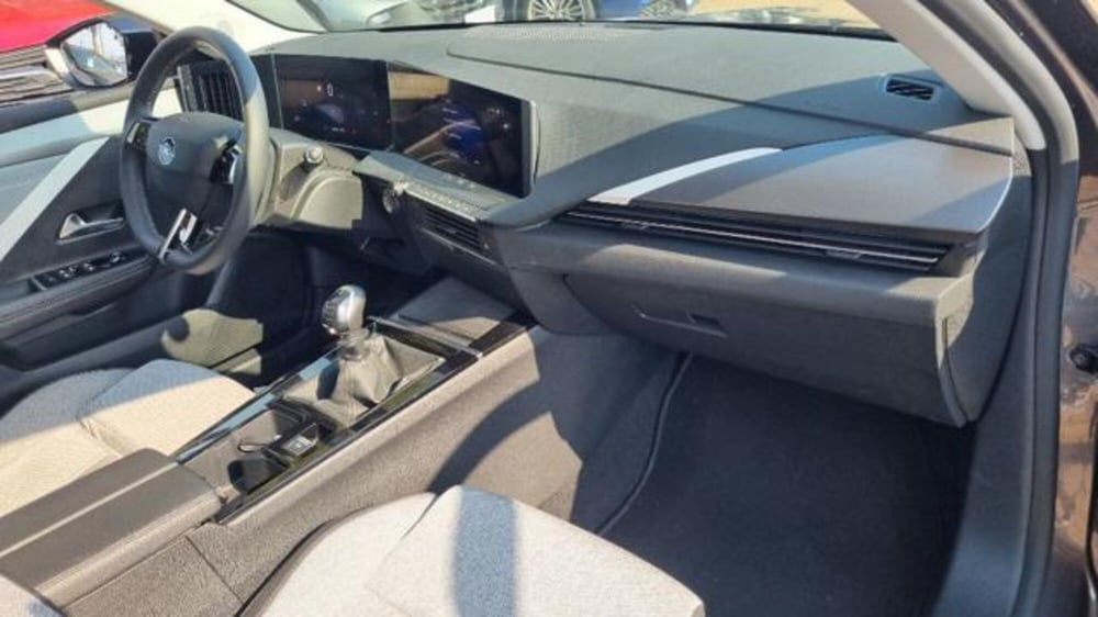Opel Astra usata a Savona (19)