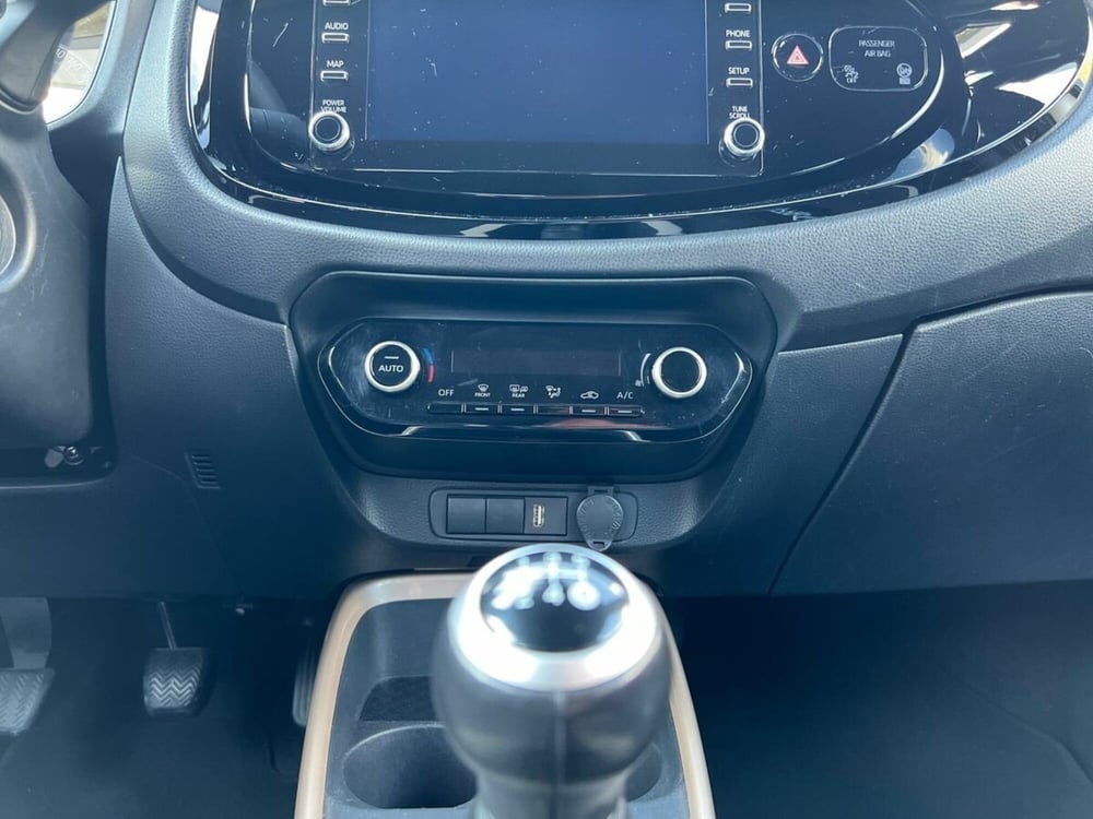 Toyota Aygo X usata a Sondrio (14)