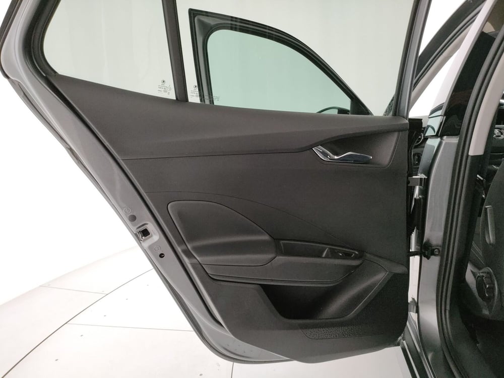 Skoda Fabia usata a Caserta (10)