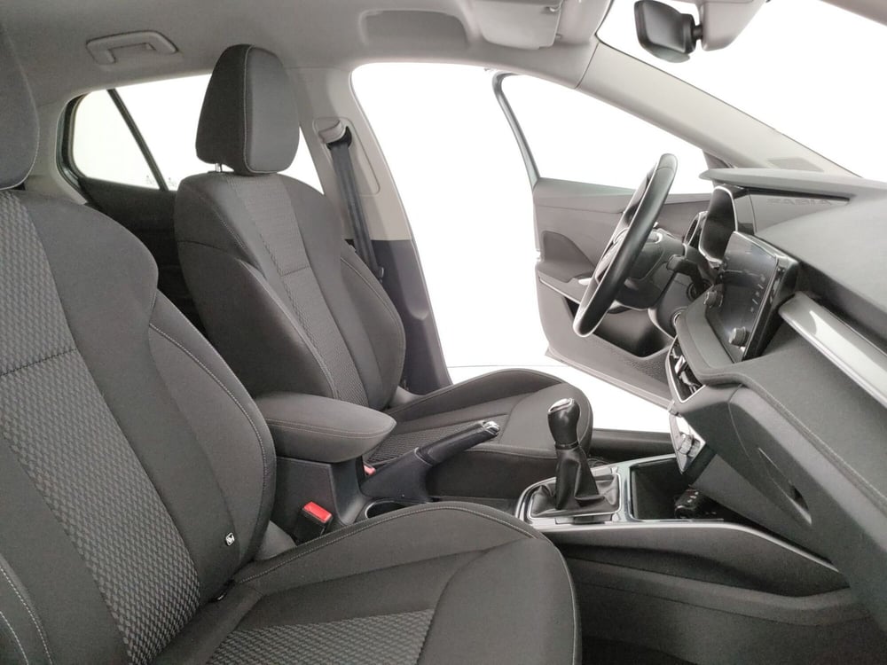 Skoda Fabia usata a Caserta (20)