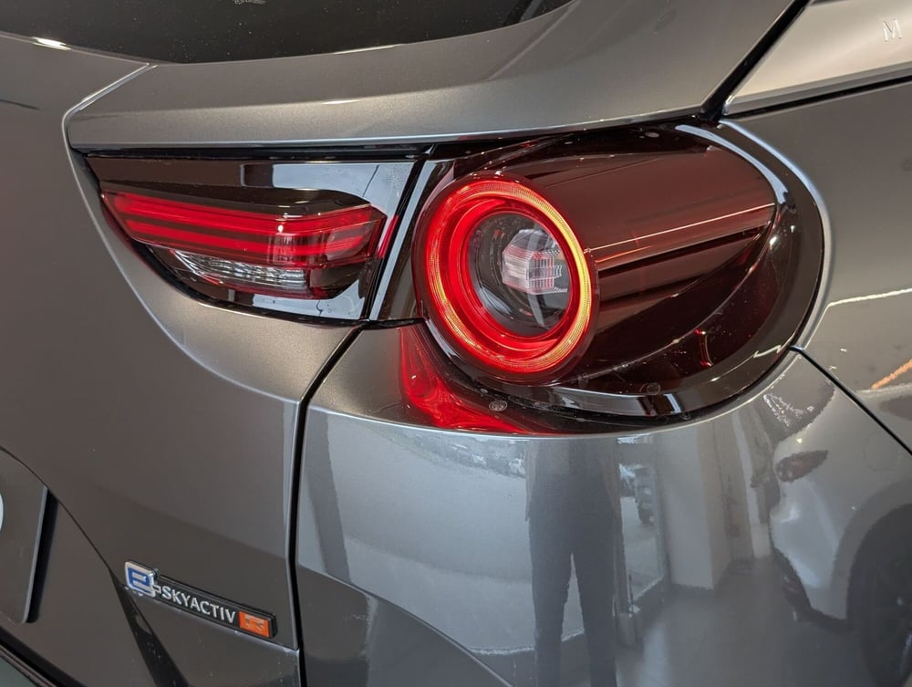 Mazda MX-30 nuova a Napoli (8)