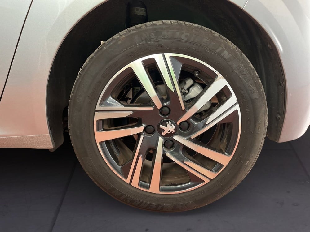 Peugeot 208 usata a Torino (8)