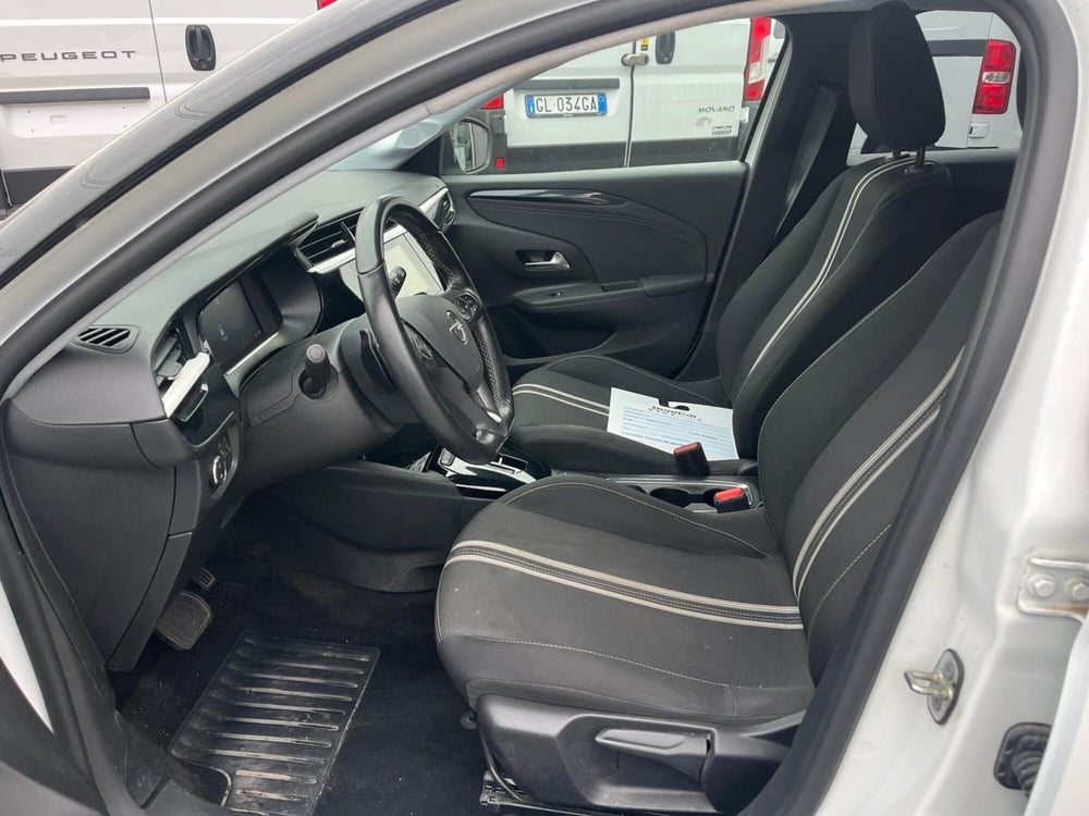 Opel Corsa usata a Milano (11)