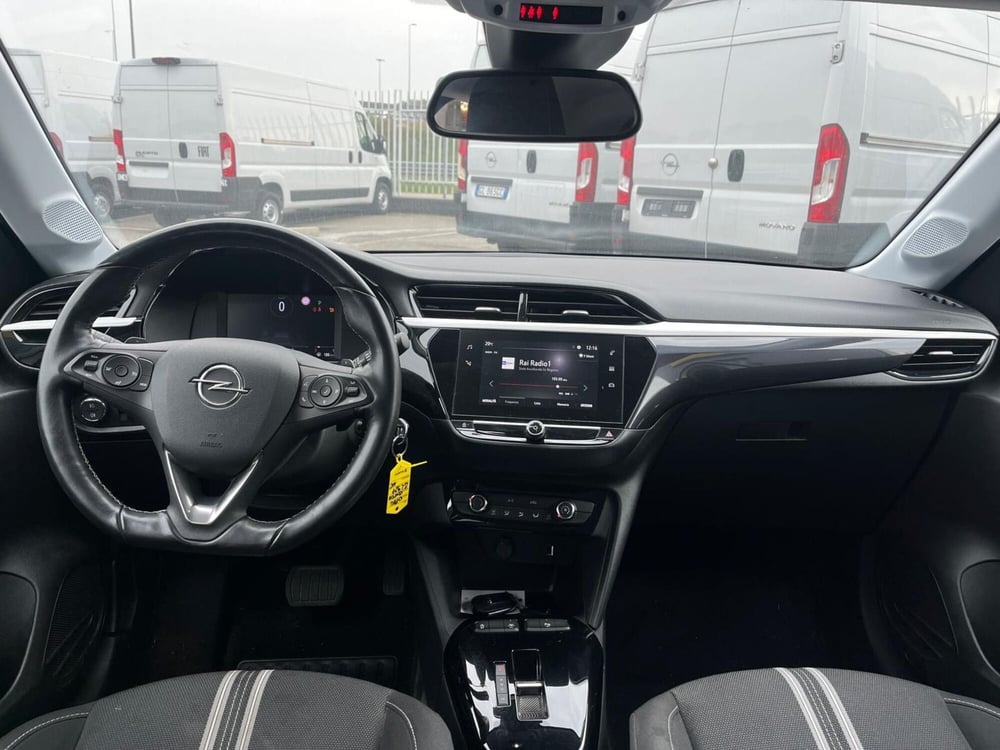 Opel Corsa usata a Milano (15)