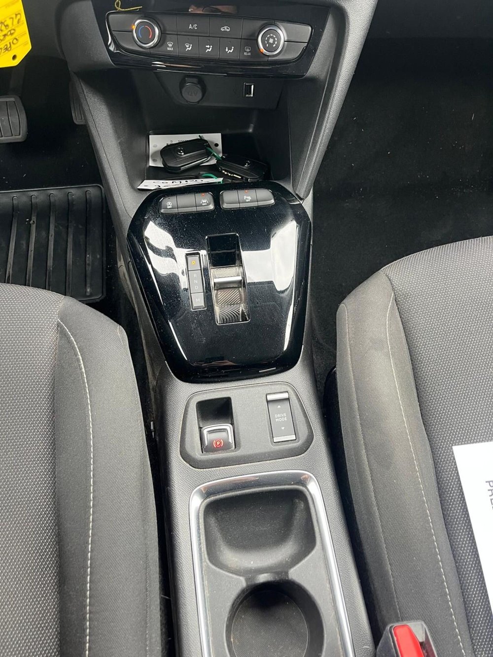 Opel Corsa usata a Milano (17)