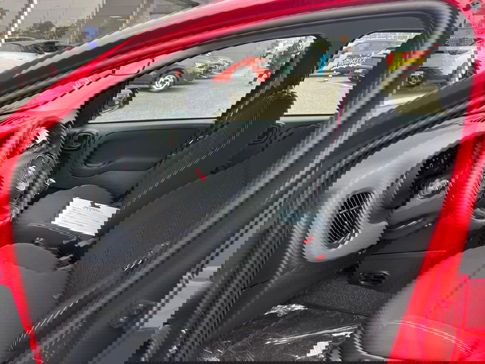 Fiat Panda Cross nuova a Milano (11)