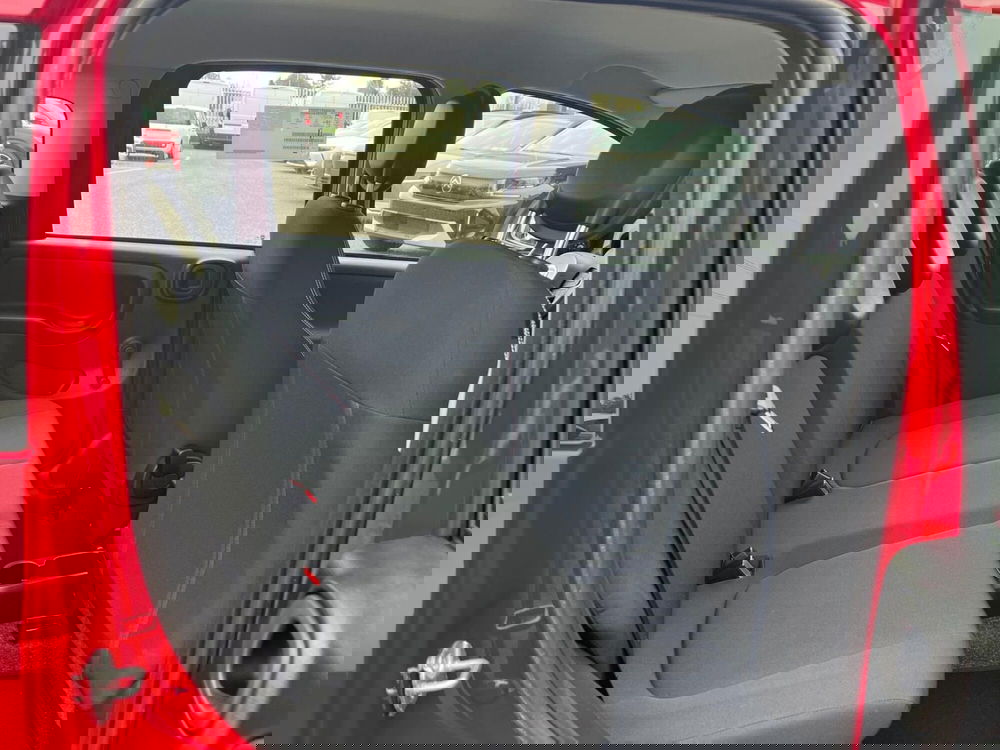 Fiat Panda Cross nuova a Milano (14)