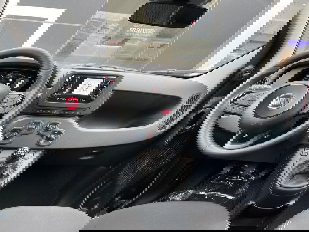 Fiat Panda Cross nuova a Milano (15)