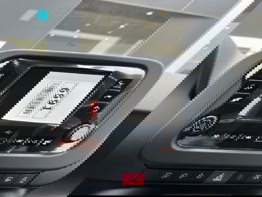 Fiat Panda Cross nuova a Milano (16)