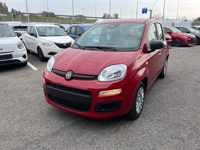 Fiat Panda Cross nuova a Milano