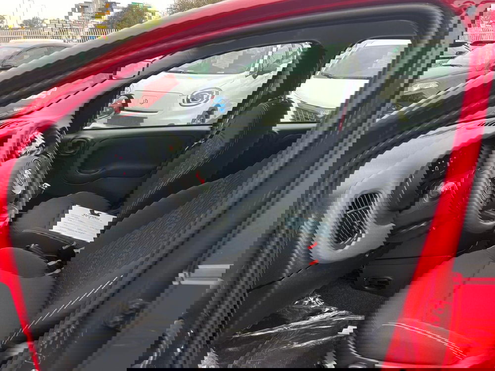 Fiat Panda Cross nuova a Milano (11)