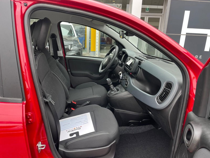 Fiat Panda Cross nuova a Milano (12)
