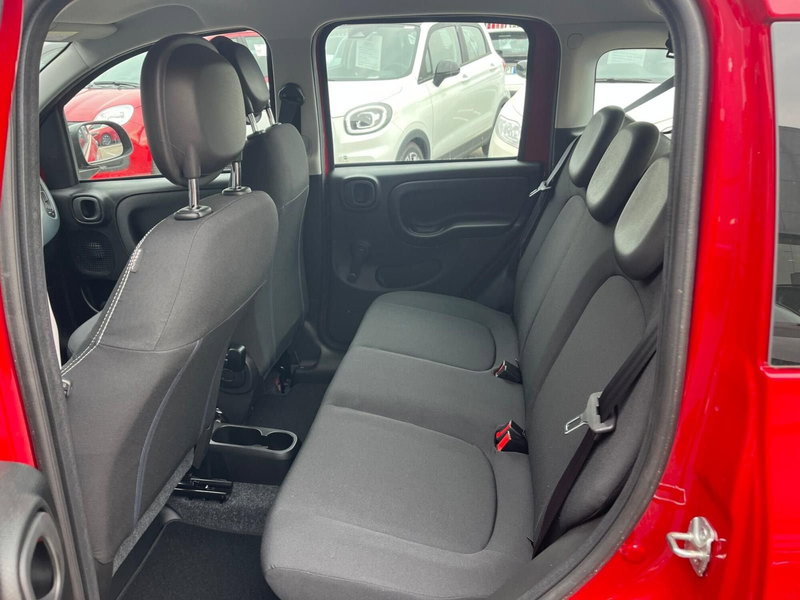 Fiat Panda Cross nuova a Milano (13)