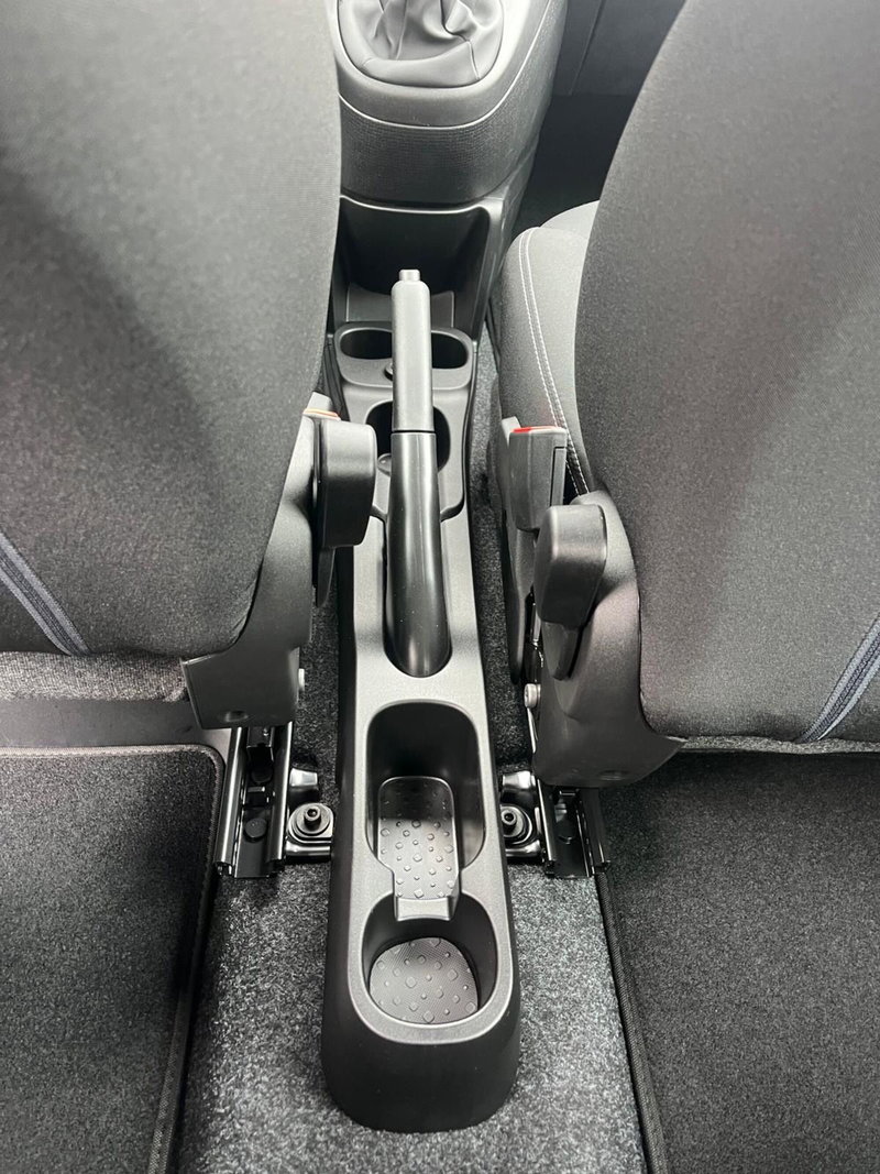 Fiat Panda Cross nuova a Milano (19)