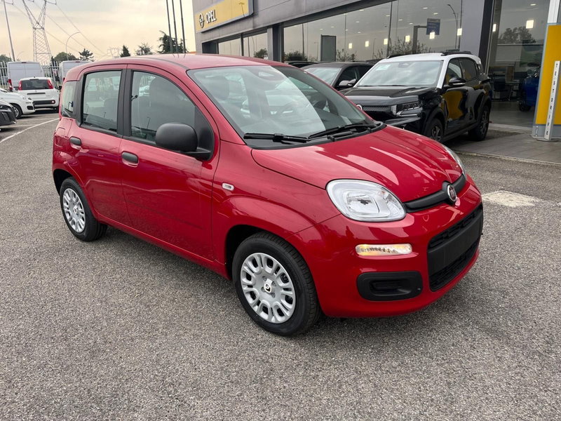 Fiat Panda Cross nuova a Milano (3)