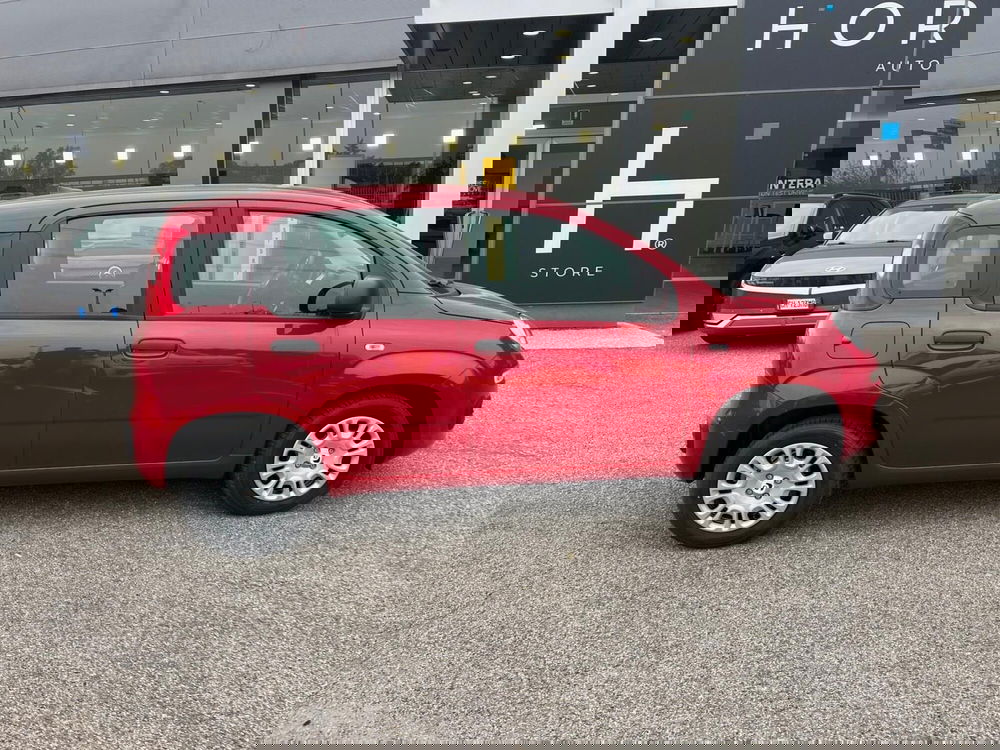 Fiat Panda Cross nuova a Milano (4)