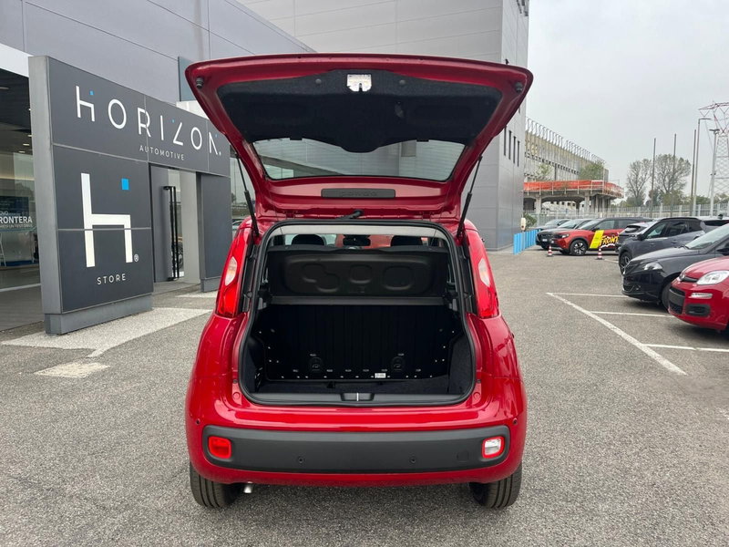 Fiat Panda Cross nuova a Milano (9)