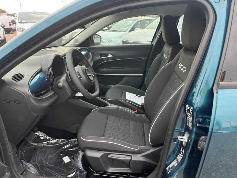 Fiat 600 nuova a Milano (11)